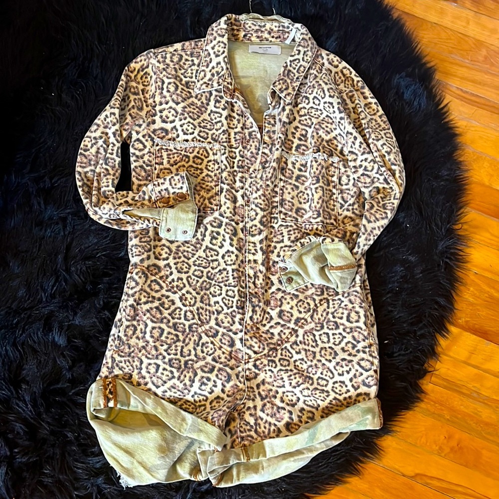 Leopard print denim romper